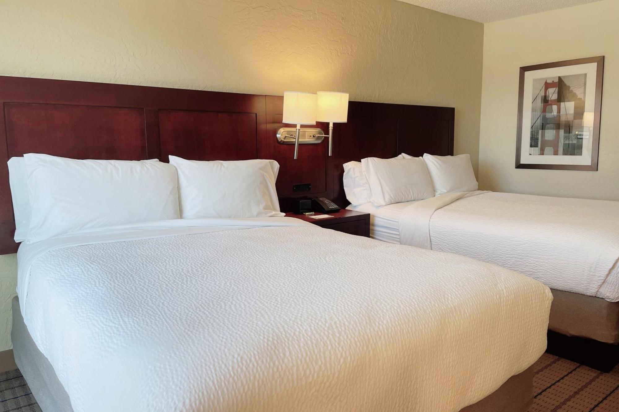 โฟร์ พอยต์ บาย เชอราตัน ซานราฟาเอล Hotel ภายนอก รูปภาพ